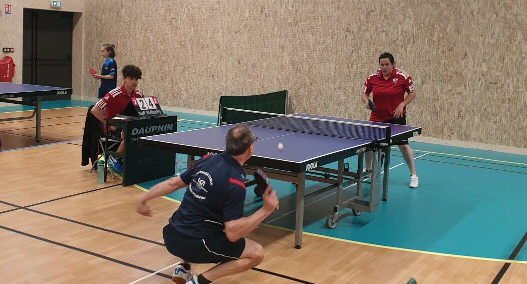 pendant-le-match-entre-roland-salanon-(craponne)-contre-virginie-falque-(grand-croix)-photo-fournie-par-tt-craponne-1684429743
